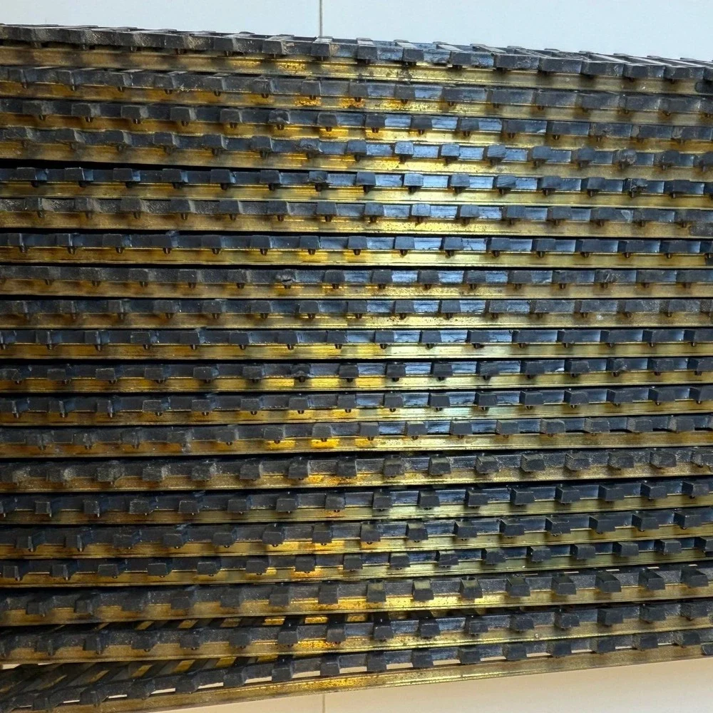 AHM HO Scale Curved Track Lot of 20 Brass Rail Made in Austria 2560 Vintage 1970